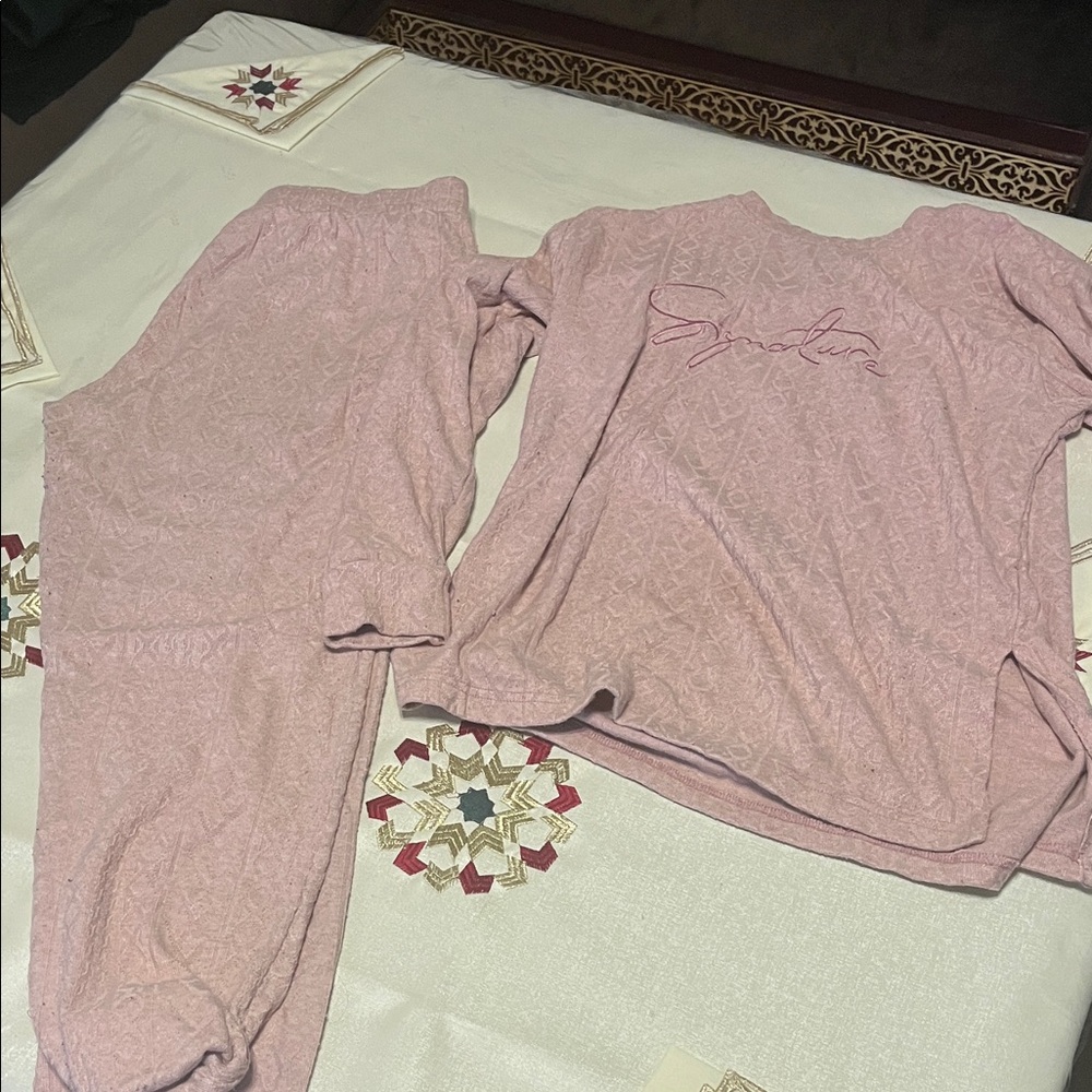 Women's Pink Loungewear Set